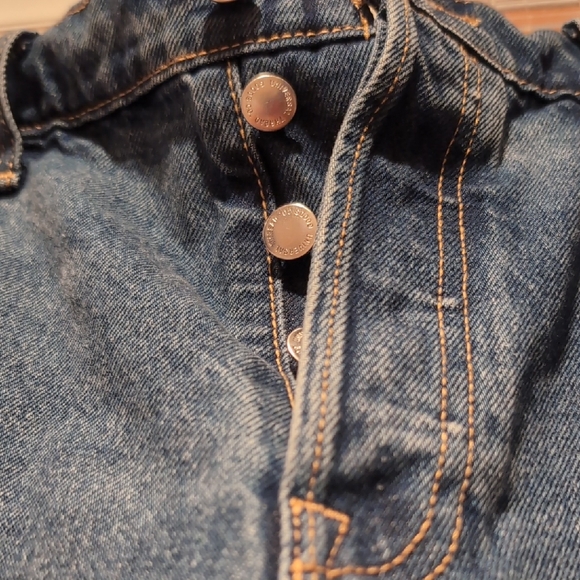 Universal Thread Relaxed Fit Denim Jeans - Picture 4 of 7